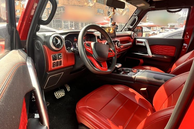 Used BAIC Off-Road BJ40 2020 2.0T Automatic Two-Wheel Drive Urban Hunter Edition Pioneer Version Interior 3