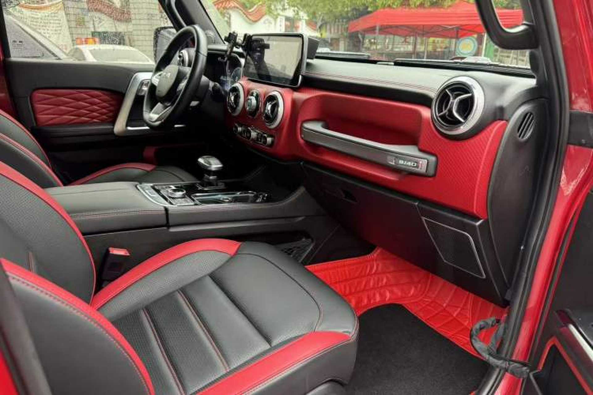 Used BAIC Off-Road BJ40 2020 2.0T Automatic Four-Wheel Drive Urban Hunter Edition Chivalrous Type Interior 3