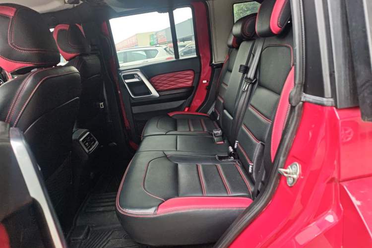 Used BAIC Off-Road BJ40 2020 2.0T Automatic Four-Wheel Drive Urban Hunter Edition Prestige Version Interior 4