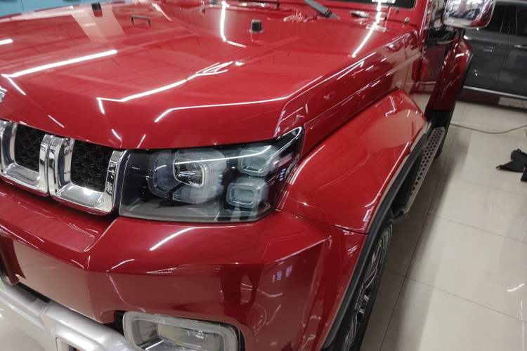 Used BAIC Off-Road BJ40 2020 2.0T Automatic Four-Wheel Drive Urban Hunter Edition Chivalrous Type Left Front Headlight