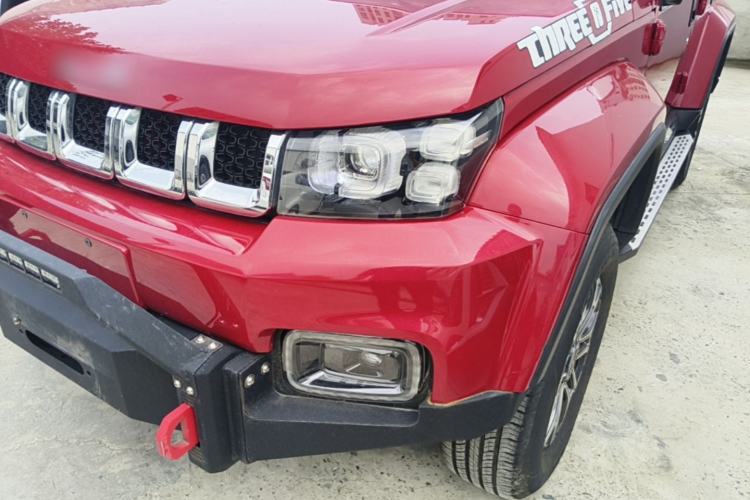 Used BAIC Off-Road BJ40 2020 2.0T Automatic Four-Wheel Drive Urban Hunter Edition Chivalrous Type Left Front Headlight