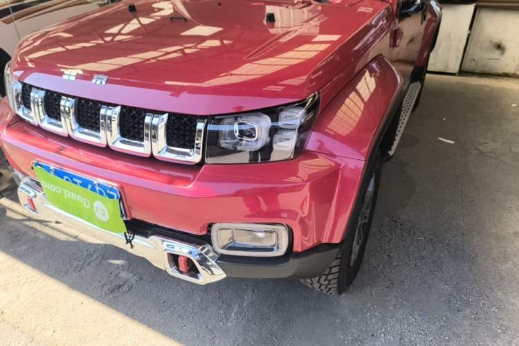 Used BAIC Off-Road BJ40 2020 2.0T Automatic Four-Wheel Drive Urban Hunter Edition Chivalrous Type Left Front Headlight