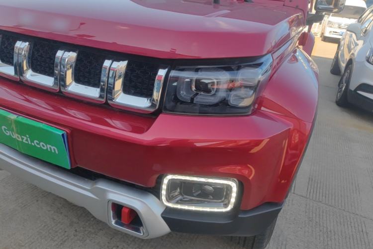 Used BAIC Off-Road BJ40 2020 2.0T Automatic Four-Wheel Drive Urban Hunter Edition Chivalrous Type Left Front Headlight