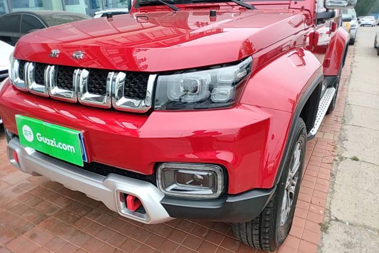 Used BAIC Off-Road BJ40 2020 2.0T Automatic Four-Wheel Drive Urban Hunter Edition Chivalrous Type Left Front Headlight