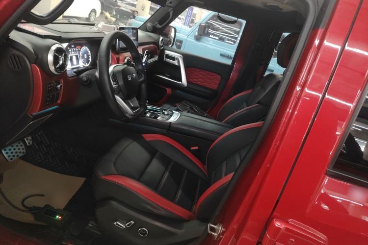 Used BAIC Off-Road BJ40 2020 2.0T Automatic Four-Wheel Drive Urban Hunter Edition Chivalrous Type Left Front Seat