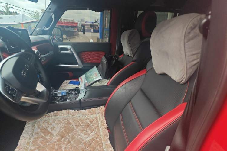 Used BAIC Off-Road BJ40 2020 2.0T Automatic Four-Wheel Drive Urban Hunter Edition Chivalrous Type Left Front Seat
