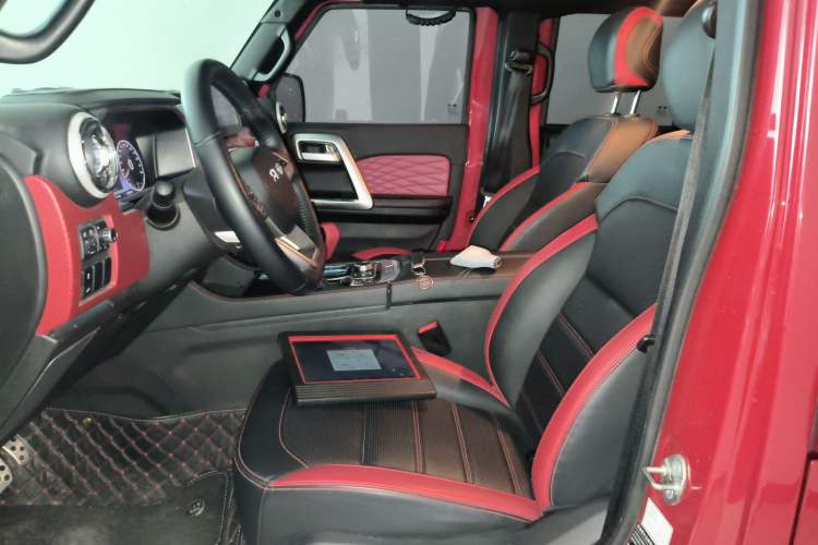 Used BAIC Off-Road BJ40 2020 2.0T Automatic Four-Wheel Drive Urban Hunter Edition Chivalrous Type Left Front Seat