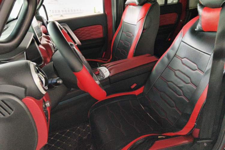 Used BAIC Off-Road BJ40 2020 2.0T Automatic Four-Wheel Drive Urban Hunter Edition Chivalrous Type Left Front Seat