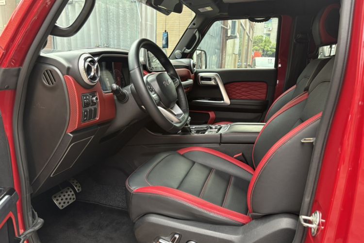 Used BAIC Off-Road BJ40 2020 2.0T Automatic Four-Wheel Drive Urban Hunter Edition Chivalrous Type Left Front Seat