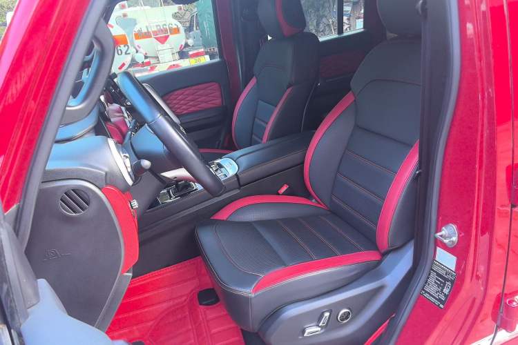 Used BAIC Off-Road BJ40 2020 2.0T Automatic Four-Wheel Drive Urban Hunter Edition Chivalrous Type Left Front Seat