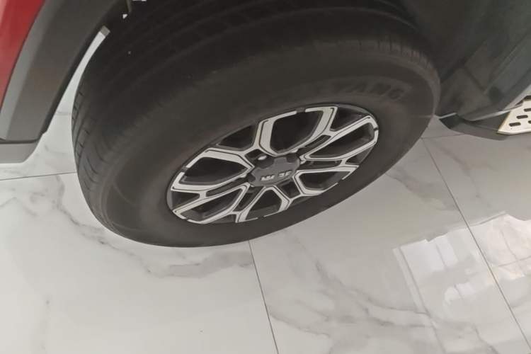 Used BAIC Off-Road BJ40 2020 2.0T Automatic Four-Wheel Drive Urban Hunter Edition Chivalrous Type Left Front Wheel Hub