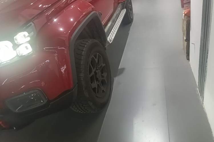 Used BAIC Off-Road BJ40 2020 2.0T Automatic Four-Wheel Drive Urban Hunter Edition Chivalrous Type Left Front Wheel Hub