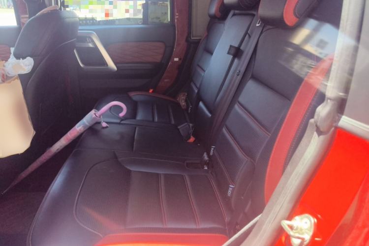 Used BAIC Off-Road BJ40 2020 2.0T Automatic Four-Wheel Drive Urban Hunter Edition Chivalrous Type Left Rear Seat