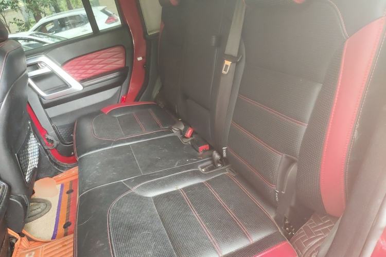 Used BAIC Off-Road BJ40 2020 2.0T Automatic Four-Wheel Drive Urban Hunter Edition Chivalrous Type Left Rear Seat