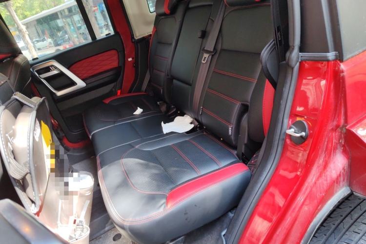 Used BAIC Off-Road BJ40 2020 2.0T Automatic Four-Wheel Drive Urban Hunter Edition Chivalrous Type Left Rear Seat