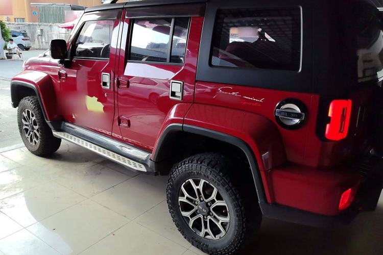 Used BAIC Off-Road BJ40 2020 2.0T Automatic Two-Wheel Drive Urban Hunter Edition Pioneer Version Left Side