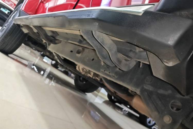 Used BAIC Off-Road BJ40 2020 2.0T Automatic Four-Wheel Drive Urban Hunter Edition Chivalrous Type Left Side Sill