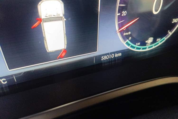Used BAIC Off-Road BJ40 2020 2.0T Automatic Four-Wheel Drive Urban Hunter Edition Prestige Version Odometer Close Up