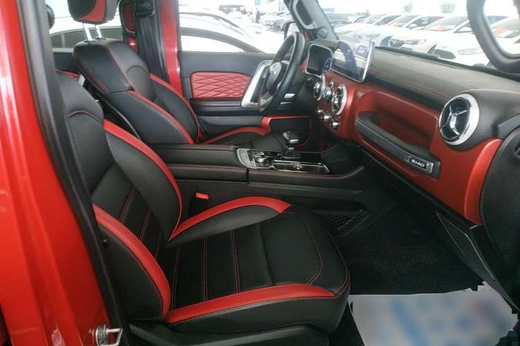 Used BAIC Off-Road BJ40 2020 2.0T Automatic Two-Wheel Drive Urban Hunter Edition Chivalrous Type Right Front Seat