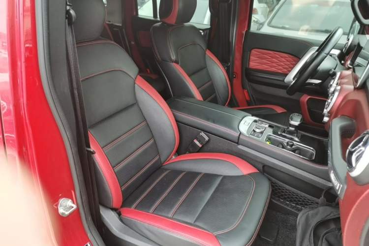 Used BAIC Off-Road BJ40 2020 2.0T Automatic Four-Wheel Drive Urban Hunter Edition Chivalrous Type Right Front Seat