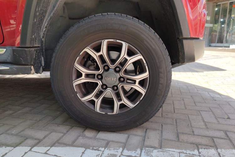 Used BAIC Off-Road BJ40 2020 2.0T Automatic Four-Wheel Drive Urban Hunter Edition Chivalrous Type Right Front Wheel Hub