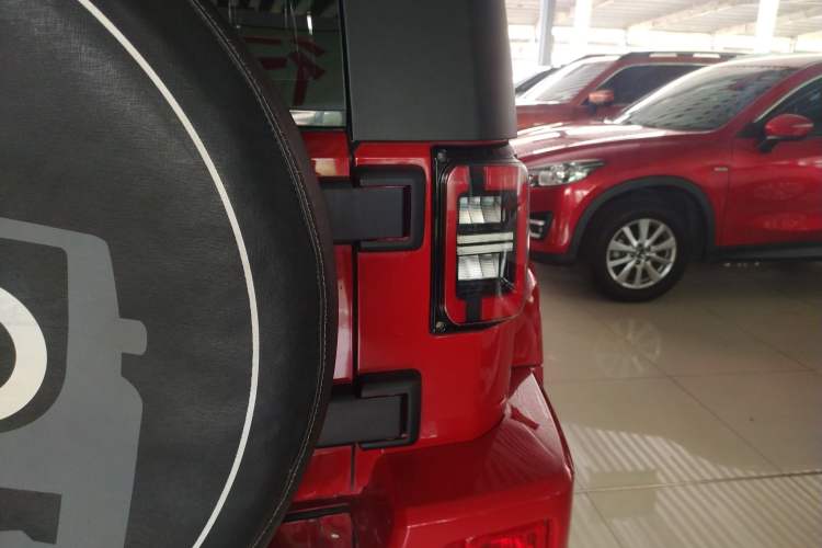 Used BAIC Off-Road BJ40 2020 2.0T Automatic Four-Wheel Drive Urban Hunter Edition Prestige Version Right Rear Taillight