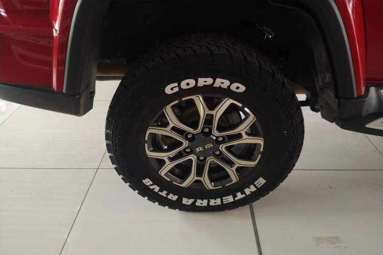 Used BAIC Off-Road BJ40 2020 2.0T Automatic Four-Wheel Drive Urban Hunter Edition Prestige Version Right Rear Wheel Hub