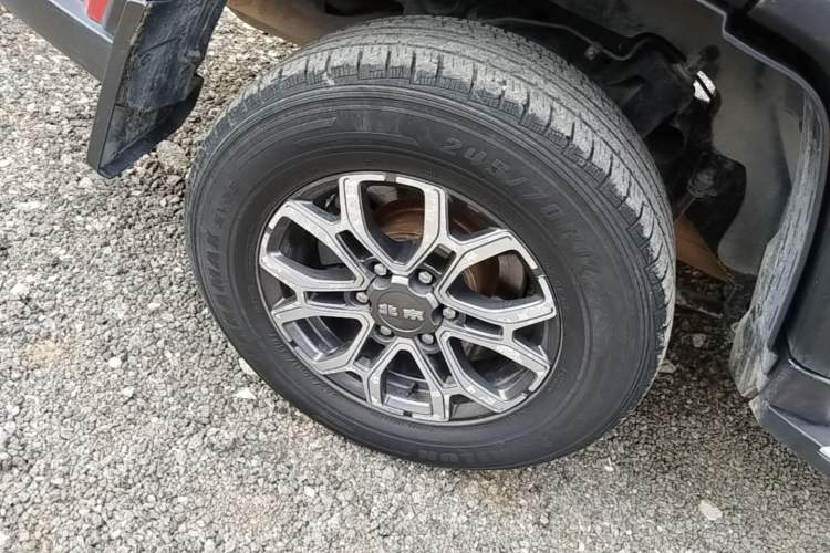 Used BAIC Off-Road BJ40 2020 2.0T Automatic Four-Wheel Drive Urban Hunter Edition Chivalrous Type Right Rear Wheel Hub