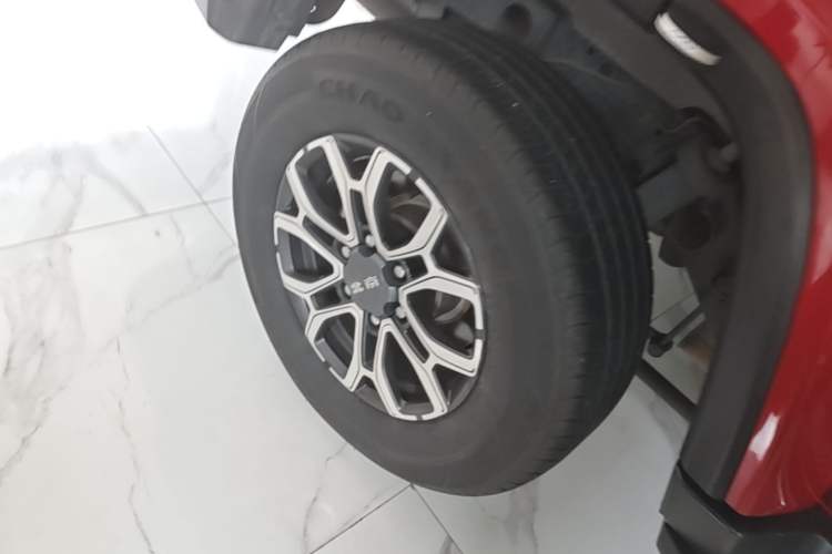 Used BAIC Off-Road BJ40 2020 2.0T Automatic Four-Wheel Drive Urban Hunter Edition Chivalrous Type Right Rear Wheel Hub