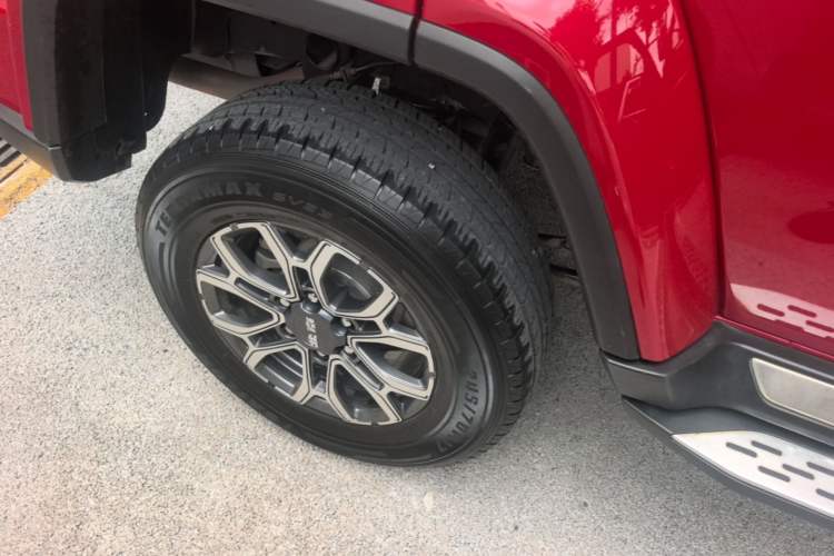 Used BAIC Off-Road BJ40 2020 2.0T Automatic Four-Wheel Drive Urban Hunter Edition Chivalrous Type Right Rear Wheel Hub