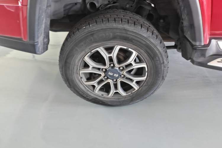 Used BAIC Off-Road BJ40 2020 2.0T Automatic Two-Wheel Drive Urban Hunter Edition Chivalrous Type Right Rear Wheel Hub