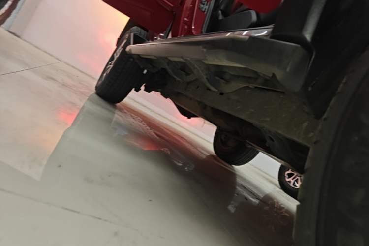 Used BAIC Off-Road BJ40 2020 2.0T Automatic Four-Wheel Drive Urban Hunter Edition Chivalrous Type Right Side Sill