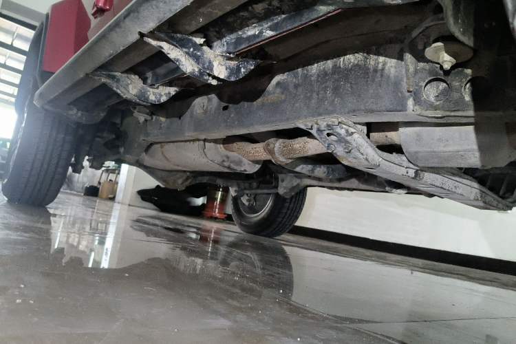 Used BAIC Off-Road BJ40 2020 2.0T Automatic Four-Wheel Drive Urban Hunter Edition Chivalrous Type Right Side Sill