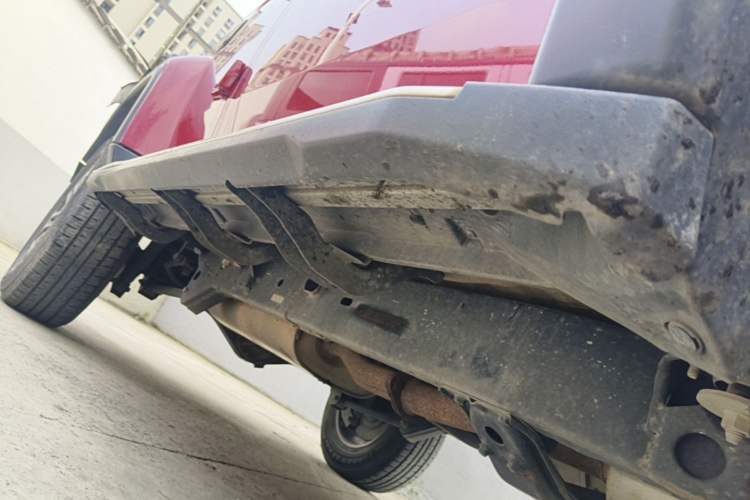Used BAIC Off-Road BJ40 2020 2.0T Automatic Four-Wheel Drive Urban Hunter Edition Chivalrous Type Right Side Sill