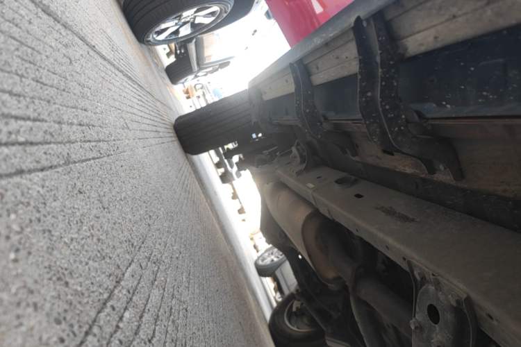 Used BAIC Off-Road BJ40 2020 2.0T Automatic Four-Wheel Drive Urban Hunter Edition Chivalrous Type Right Side Sill
