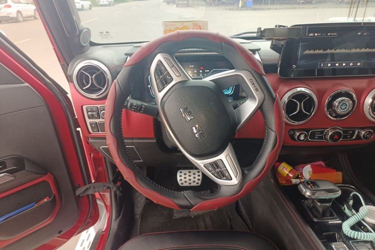 Used BAIC Off-Road BJ40 2020 2.0T Automatic Two-Wheel Drive Urban Hunter Edition Chivalrous Type Steering Wheel