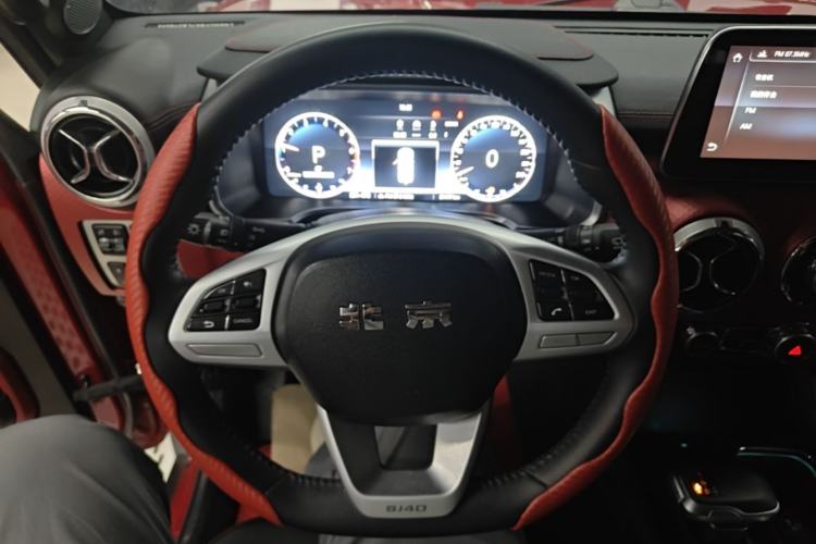 Used BAIC Off-Road BJ40 2020 2.0T Automatic Four-Wheel Drive Urban Hunter Edition Chivalrous Type Steering Wheel