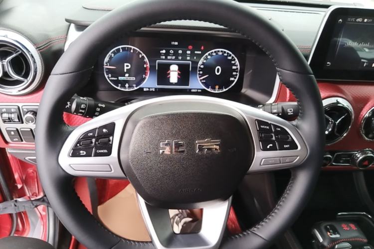 Used BAIC Off-Road BJ40 2020 2.0T Automatic Four-Wheel Drive Urban Hunter Edition Chivalrous Type Steering Wheel