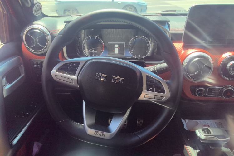 Used BAIC Off-Road BJ40 2020 2.0T Automatic Four-Wheel Drive Urban Hunter Edition Chivalrous Type Steering Wheel