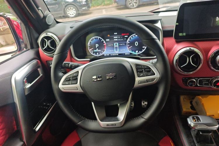 Used BAIC Off-Road BJ40 2020 2.0T Automatic Four-Wheel Drive Tribute Edition 2020 Xieke Version Steering Wheel