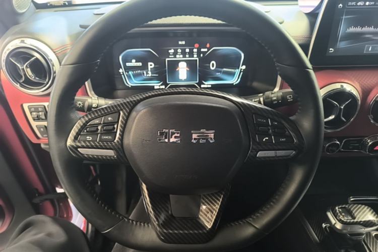 Used BAIC Off-Road BJ40 2020 2.0T Automatic Four-Wheel Drive Urban Hunter Edition Chivalrous Type Steering Wheel