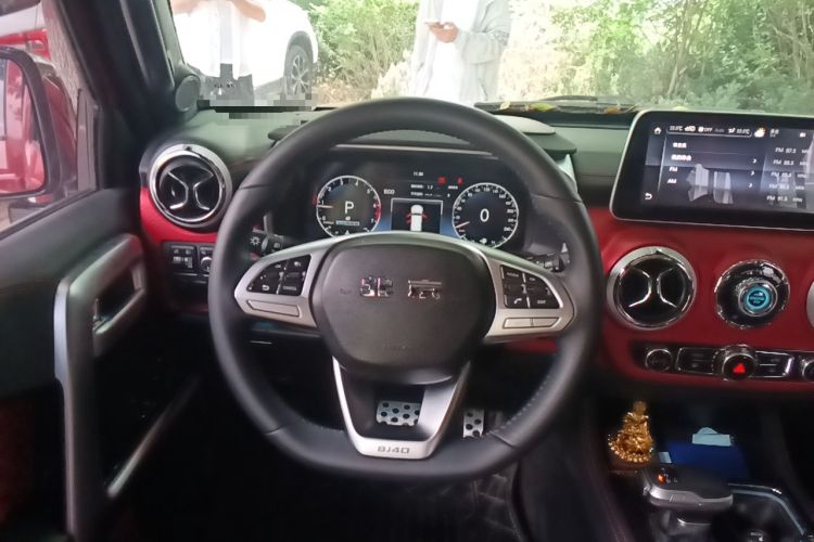 Used BAIC Off-Road BJ40 2020 2.0T Automatic Four-Wheel Drive Urban Hunter Edition Chivalrous Type Steering Wheel