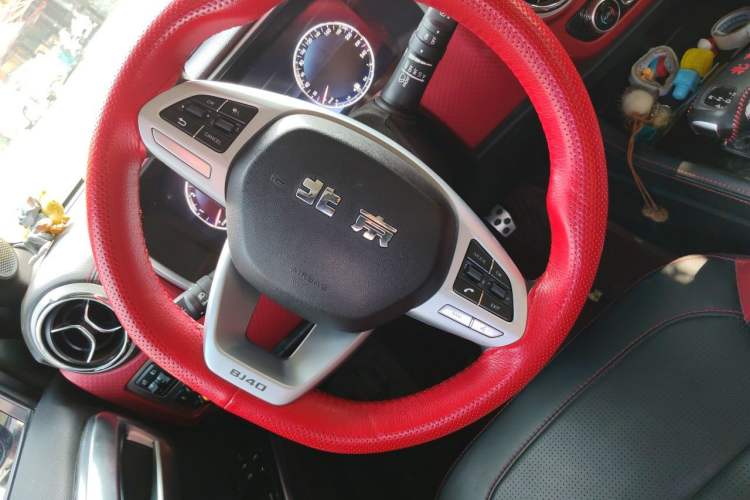 Used BAIC Off-Road BJ40 2020 2.0T Automatic Four-Wheel Drive Urban Hunter Edition Chivalrous Type Steering Wheel
