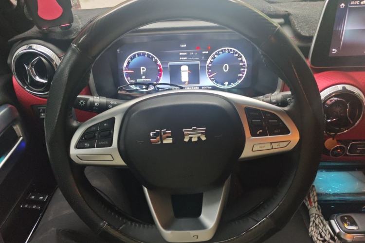 Used BAIC Off-Road BJ40 2020 2.0T Automatic Four-Wheel Drive Tribute Edition 2020 Xieke Version Steering Wheel
