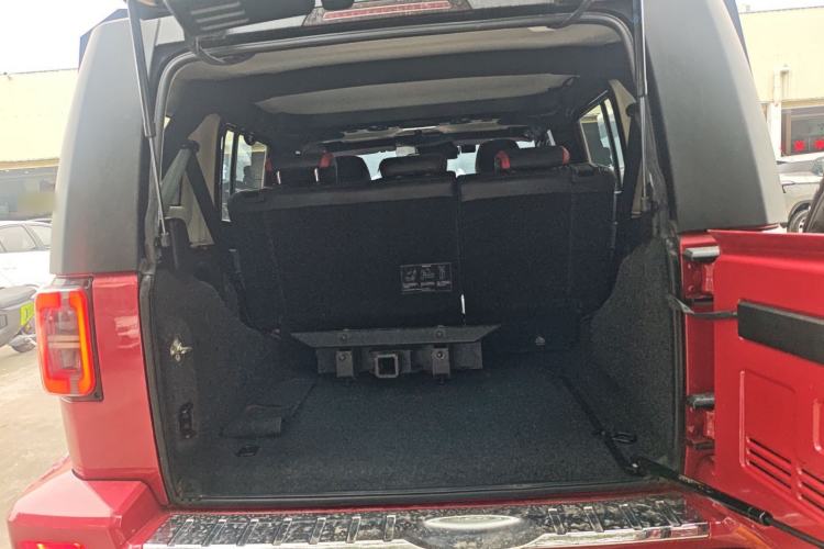 Used BAIC Off-Road BJ40 2020 2.0T Automatic Four-Wheel Drive Urban Hunter Edition Prestige Version Trunk