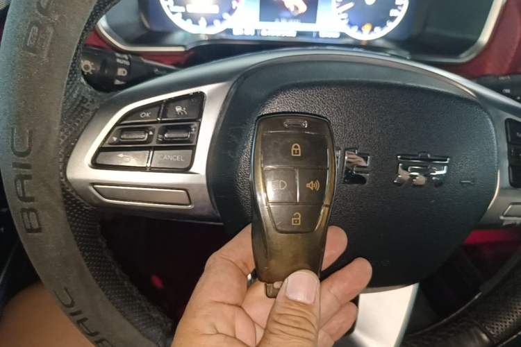Used BAIC Off-Road BJ40 2020 2.0T Automatic Four-Wheel Drive Urban Hunter Edition Prestige Version Vehicle Key