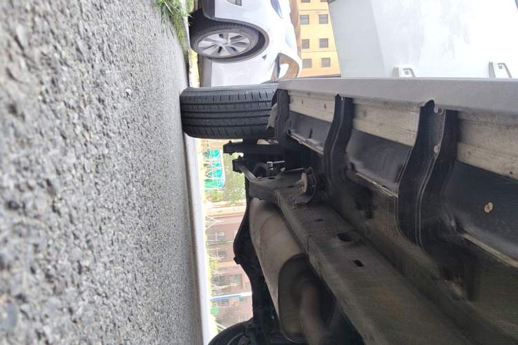 Used BAIC Off-Road BJ40 2020 2.0T Automatic Four-Wheel Drive Urban Hunter Edition Chivalrous Type Chassis Front Right