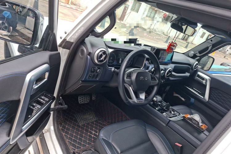Used BAIC Off-Road BJ40 2020 2.0T Automatic Four-Wheel Drive Urban Hunter Edition Chivalrous Type Driver Seat