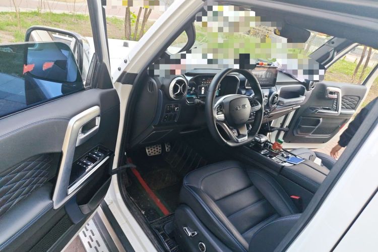 Used BAIC Off-Road BJ40 2020 2.0T Automatic Four-Wheel Drive Urban Hunter Edition Chivalrous Type Driver Seat