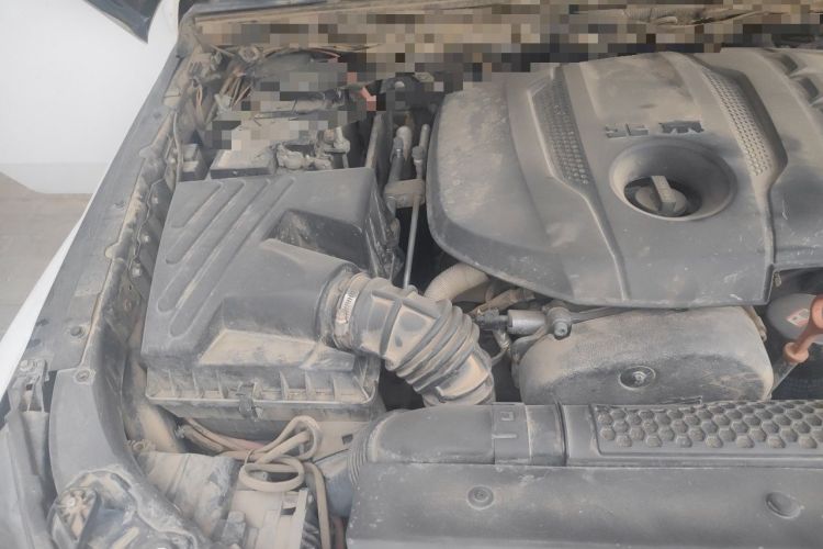 Used BAIC Off-Road BJ40 2020 2.0T Automatic Four-Wheel Drive Urban Hunter Edition Prestige Version Engine Bay Right